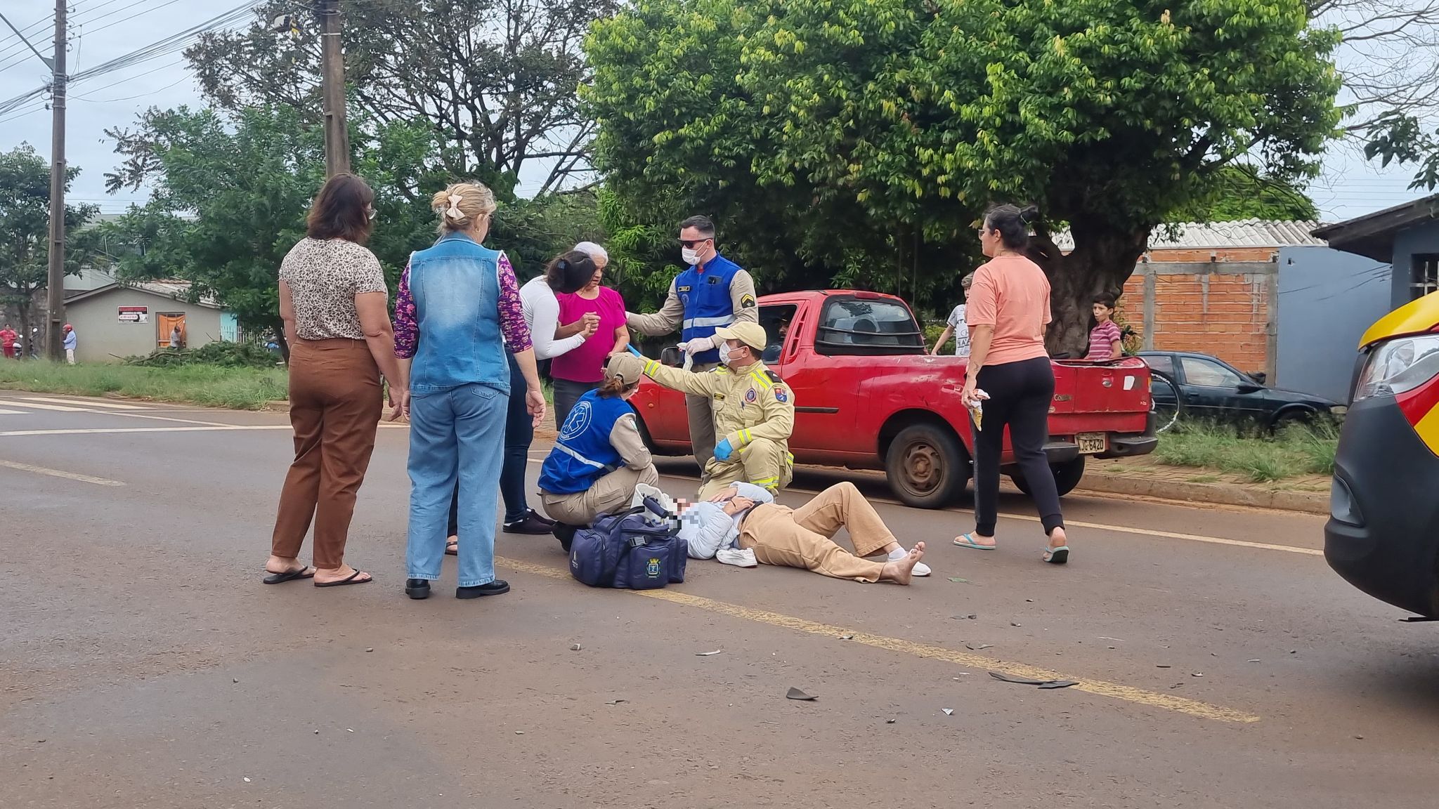 Motociclista fica ferida em acidente no Jardim Presidente