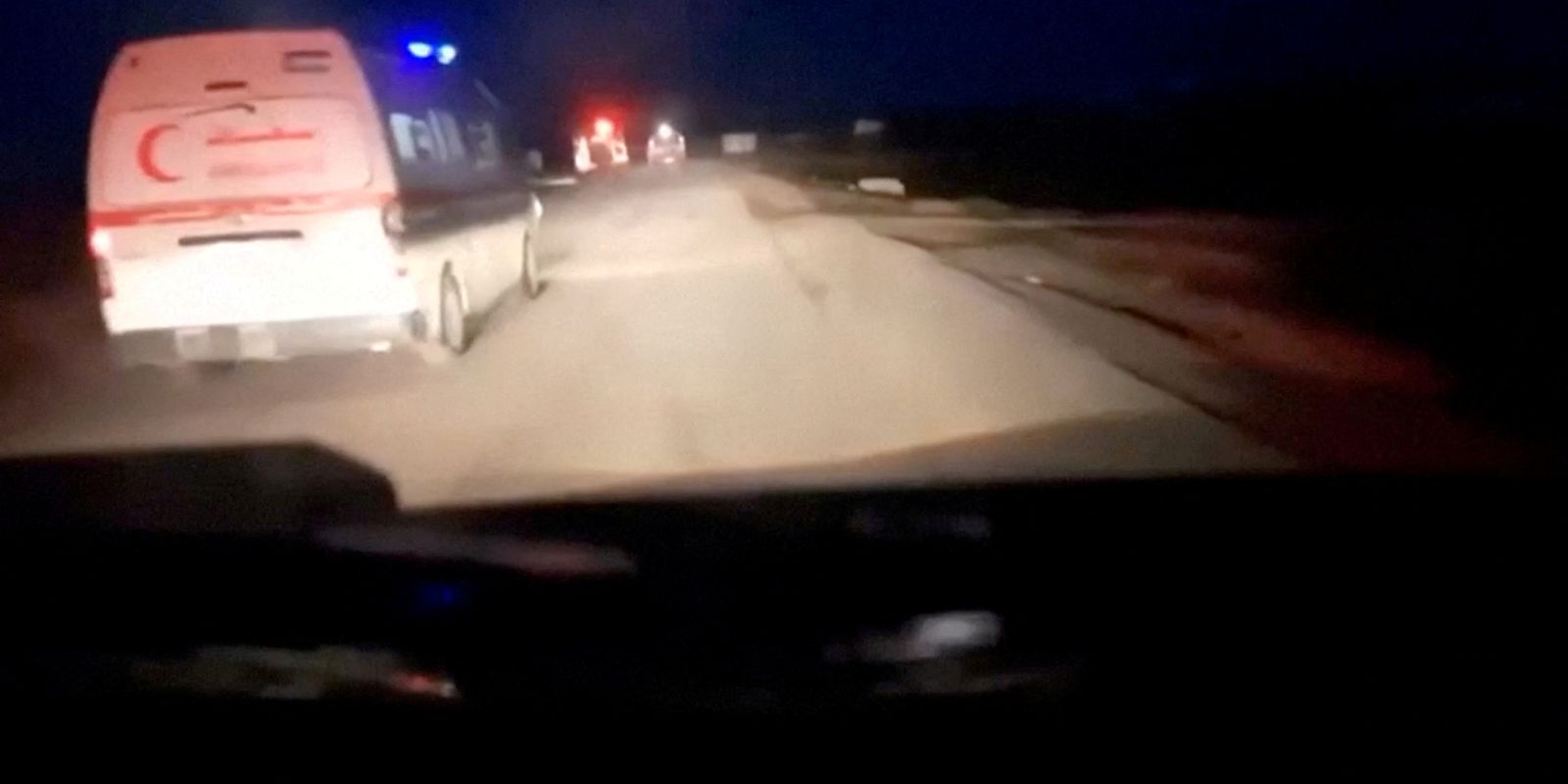 Após vídeo, Israel muda versão de assassinatos de paramédicos em Gaza Após vídeo, Israel muda versão de assassinatos de paramédicos em Gaza