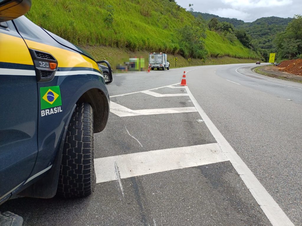 Tragédia na BR-277: motociclista morre e outro fica ferido