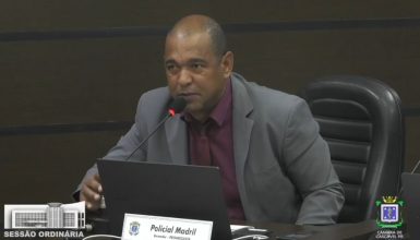 Imagem referente a Vereador Policial Madril defende colega e critica 'comediantes' na política