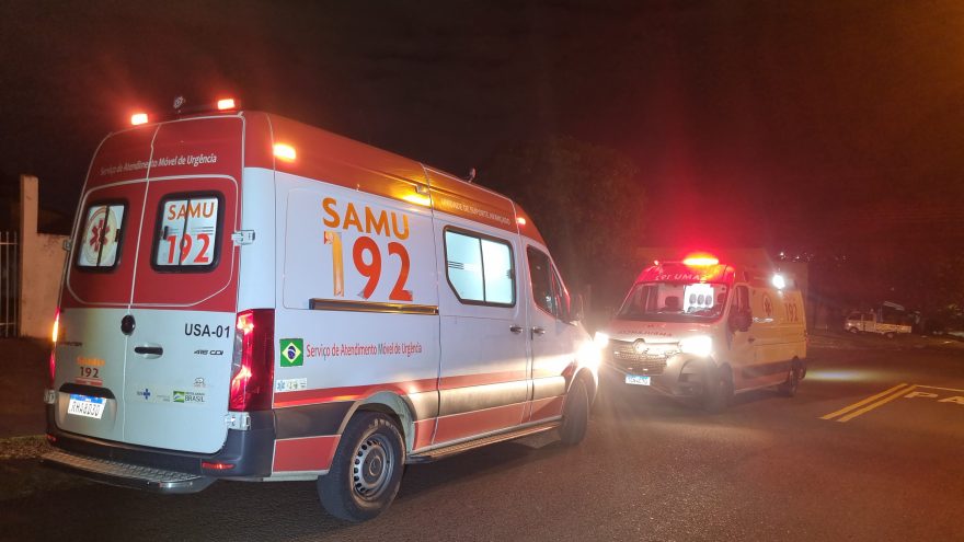 Duas ambulâncias do Samu são mobilizadas para atender idoso no Bairro XIV de Novembro
