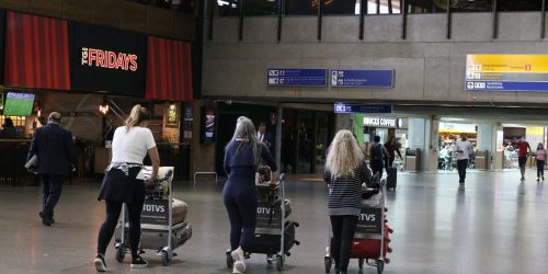 Brasil começa a exigir visto para cidadãos dos EUA, Canadá e Austrália Imagem referente a Brasil começa a exigir visto para cidadãos dos EUA, Canadá e Austrália