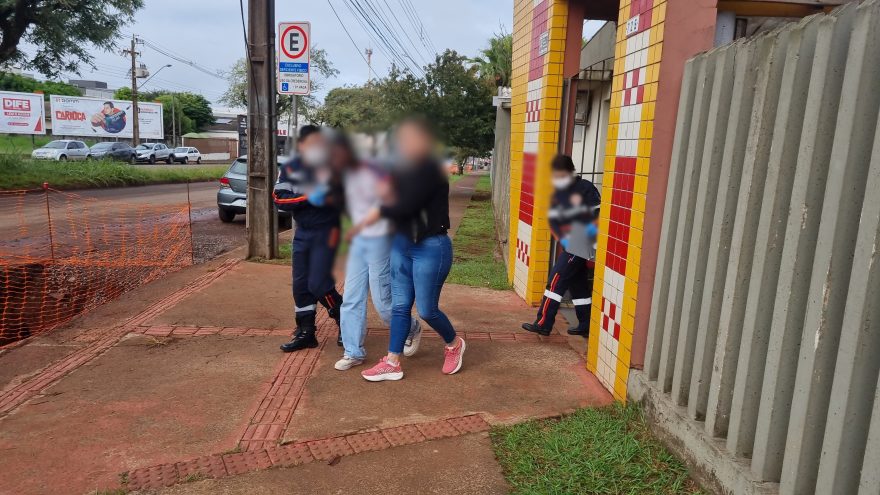 Adolescente de 14 anos é socorrida no Colégio Estadual Padre Carmelo Perrone