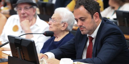 Conselho de Ética aprova cassação do mandato de Glauber Braga Imagem referente a Conselho de Ética aprova cassação do mandato de Glauber Braga