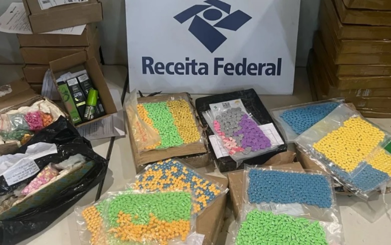 Receita Federal apreende drogas nos Correios Receita Federal apreende drogas nos Correios