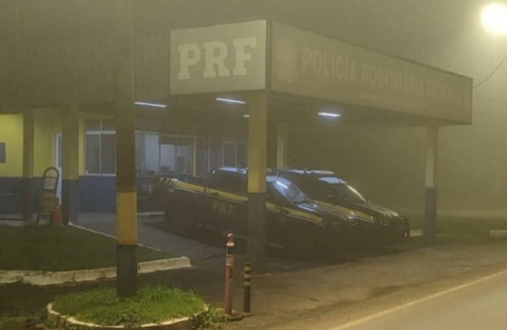 BR-277 é interditada em Céu Azul após sequência de colisões envolvendo quatro veículos
