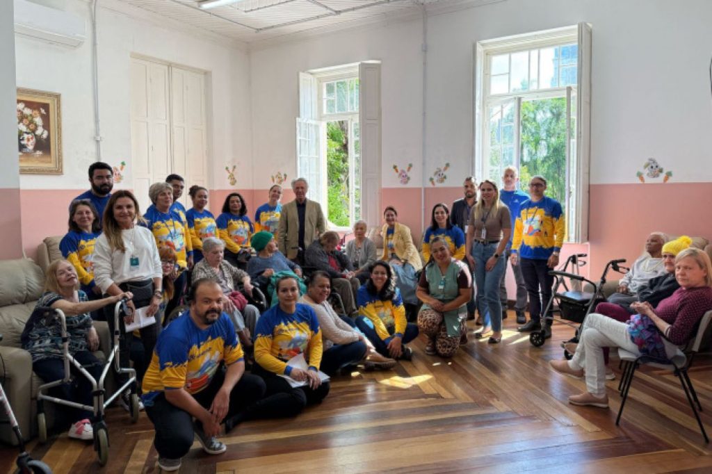 Sanepar e Assembleia Legislativa entregam doações do programa Tampinha Paraná Sanepar e Assembleia Legislativa entregam doações do programa Tampinha Paraná