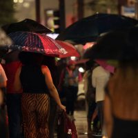 Imagem referente a Inmet emite alerta laranja para chuva e vento forte em SP, RJ e ES