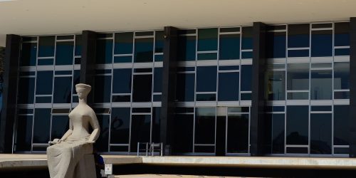 Maioria do STF mantém indenização de Eduardo Bolsonaro a jornalista Imagem referente a Maioria do STF mantém indenização de Eduardo Bolsonaro a jornalista