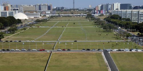Servidores receberão reajuste retroativo a janeiro em 2 de maio Imagem referente a Servidores receberão reajuste retroativo a janeiro em 2 de maio