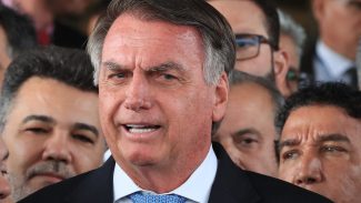 Após atendimento em Natal, Bolsonaro será transferido para Brasília
