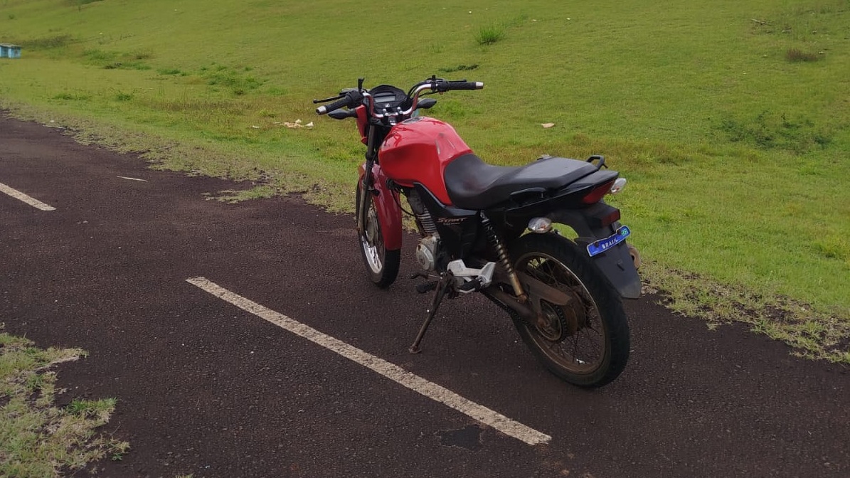 Proprietário encontra moto furtada antes da polícia no Riviera