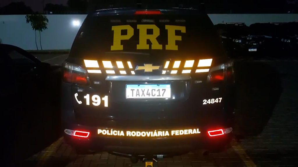 Motorista de Cruze é detido por embriaguez na BR-277 em Cascavel Motorista de Cruze é detido por embriaguez na BR-277 em Cascavel