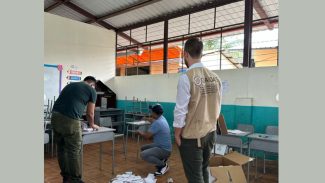 Oposição denuncia fraude na eleição do Equador