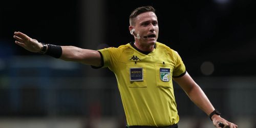 Fifa define árbitros e inclui câmeras corporais no Mundial de Clubes Imagem referente a Fifa define árbitros e inclui câmeras corporais no Mundial de Clubes