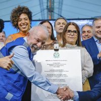 Imagem referente a Lula inaugura prédios da UFF e anuncia edital para cursinhos populares