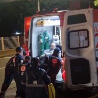 Imagem referente a Após desmaio, homem de 56 anos é socorrido pelo Samu na Rua São Paulo
