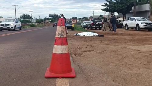 Idoso morre atropelado em rodovia e motorista foge sem prestar socorro Imagem referente a Idoso morre atropelado em rodovia e motorista foge sem prestar socorro