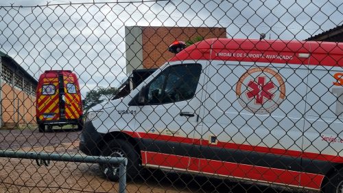 Bombeiros atendem ocorrência de intoxicação por cloro na Rua da Lapa Imagem referente a Bombeiros atendem ocorrência de intoxicação por cloro na Rua da Lapa
