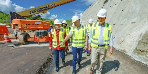 Lula visita trecho da Via Dutra que tem 25% das obras concluídas Imagem referente a Lula visita trecho da Via Dutra que tem 25% das obras concluídas