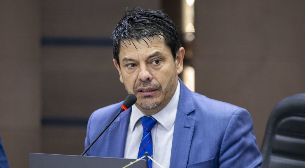 Projeto de Lei que altera metragem de terrenos para postos de abastecimento é barrado na CCJ Projeto de Lei que altera metragem de terrenos para postos de abastecimento é barrado na CCJ