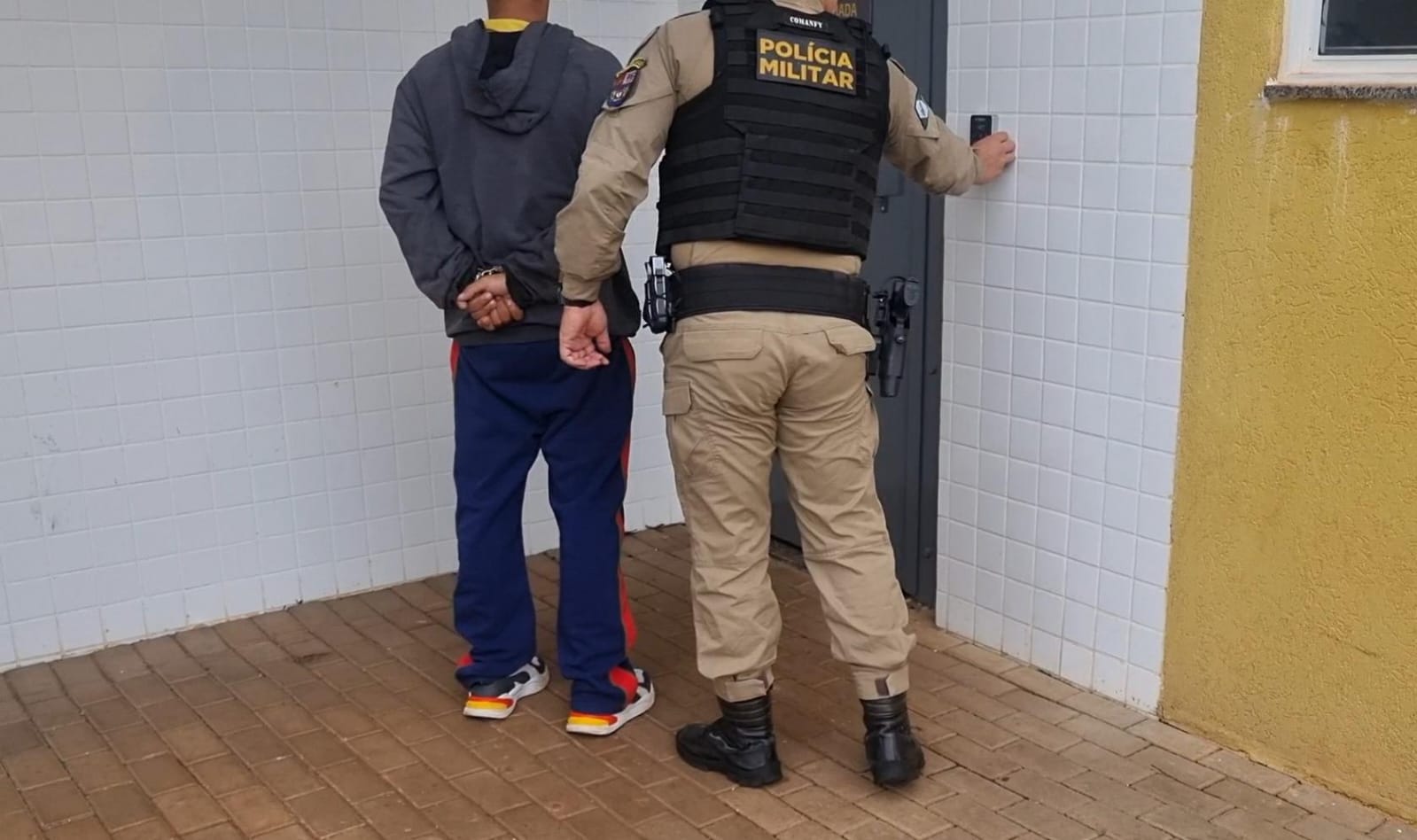Homem é detido por dívida de pensão alimentícia de R$ 6 mil