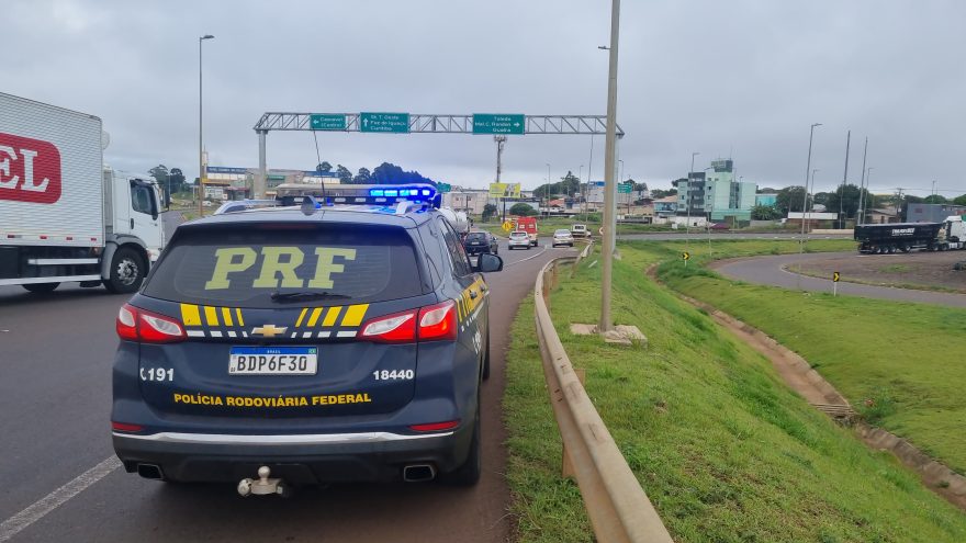 Samu atende pessoa ferida em acidente no Trevo Cataratas