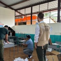 Imagem referente a Observadores internacionais descartam fraude em eleição no Equador