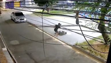 Imagem referente a “Vai me matar, é?”: Vídeo flagra execução de homem em praça pública com 9 disparos