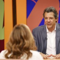Imagem referente a Reforma do IR cria constrangimento moral para super-ricos, diz Haddad