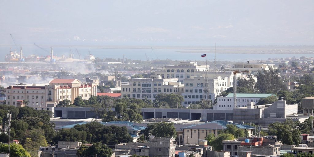 Organizações pedem que França repare Haiti por dívida da independência Organizações pedem que França repare Haiti por dívida da independência