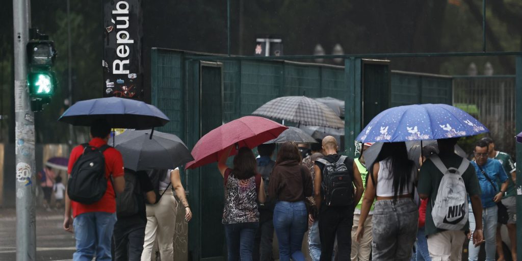 Defesa Civil prevê fortes chuvas e frente fria para São Paulo Defesa Civil prevê fortes chuvas e frente fria para São Paulo