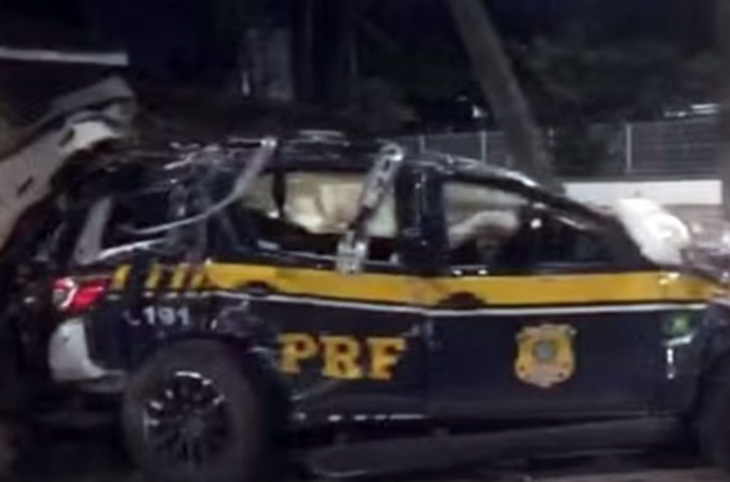 Tragédia na Avenida Brasil: perseguição policial resulta na morte de três agentes da PRF Tragédia na Avenida Brasil: perseguição policial resulta na morte de três agentes da PRF