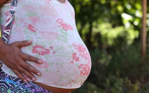 Roleta Russa sexual: professora revela caso de gravidez de aluna de 13 anos Roleta Russa sexual: professora revela caso de gravidez de aluna de 13 anos