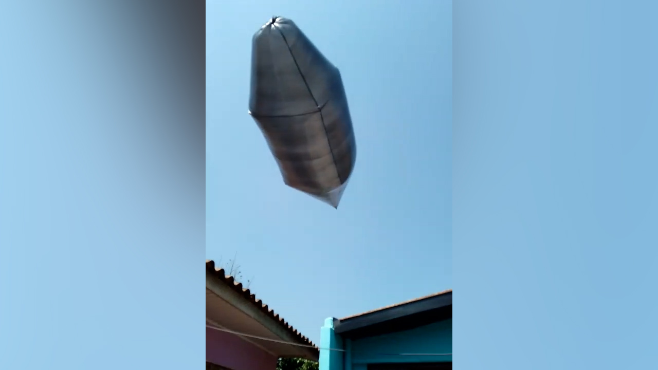 Bexiga com gás hélio pode ser OVNI avistado por moradores de Cascavel