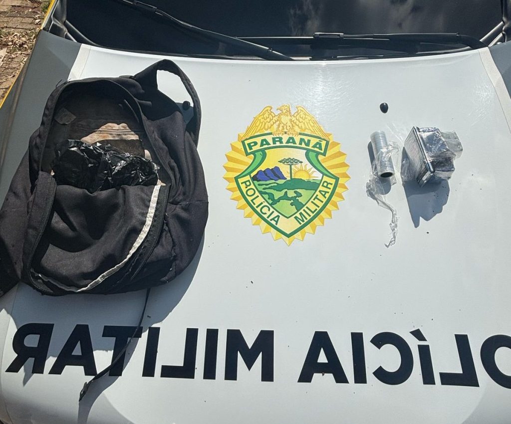 Após denúncia, Polícia Militar apreende maconha em terreno baldio