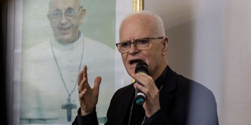 Novo papa pode ser asiático ou africano, diz arcebispo de São Paulo Imagem referente a Novo papa pode ser asiático ou africano, diz arcebispo de São Paulo