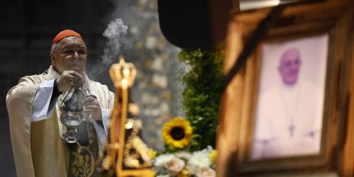 Entenda o conclave, ritual de escolha do novo papa no Vaticano Imagem referente a Entenda o conclave, ritual de escolha do novo papa no Vaticano