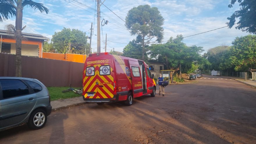 Ciclista se envolve em acidente de trânsito no Santa Felicidade