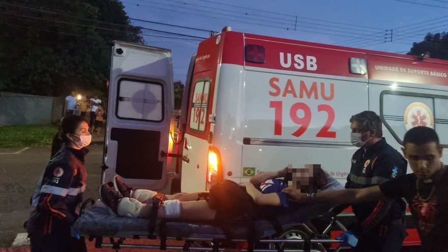 Adolescente de moto elétrica sofre acidente na Rua Bom Jesus