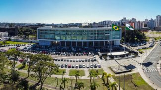 Com rendimentos maiores que as dívidas, Paraná tem melhor resultado contábil do Brasil