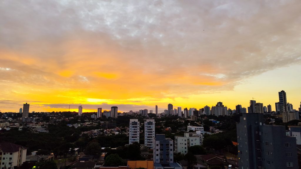 Sextou com previsão de sol e máxima de 24°C em Cascavel