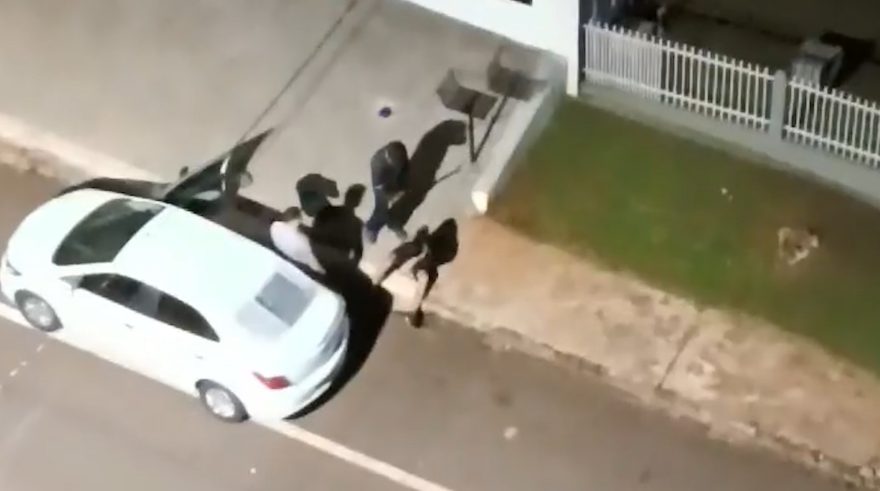 Morador de rua é agredido por homem com bastão retrátil no bairro Cancelli, em Cascavel