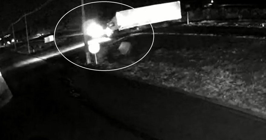 Renasceu! Vídeo impressionante mostra acidente entre Gol e caminhão na BR-277