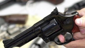 Comissão da Câmara aprova porte de arma para oficiais de justiça