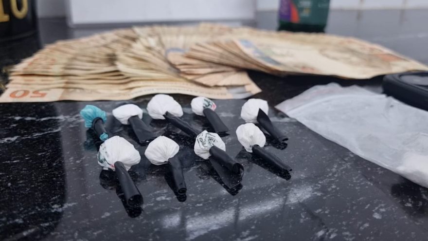 Jovem é preso por tráfico de drogas em ação da Romu no Santa Felicidade