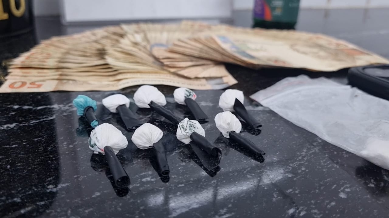 Jovem é preso por tráfico de drogas em ação da Romu no Santa Felicidade