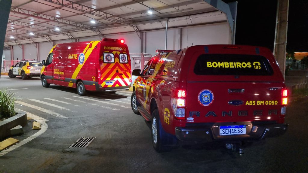 Homem é esfaqueado no interior do Terminal Sul em Cascavel Homem é esfaqueado no interior do Terminal Sul em Cascavel