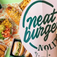 Imagem referente a Hamburgueria vegana de Lewis Hamilton e Leonardo di Caprio fecha portas após prejuízo de R$60 milhões