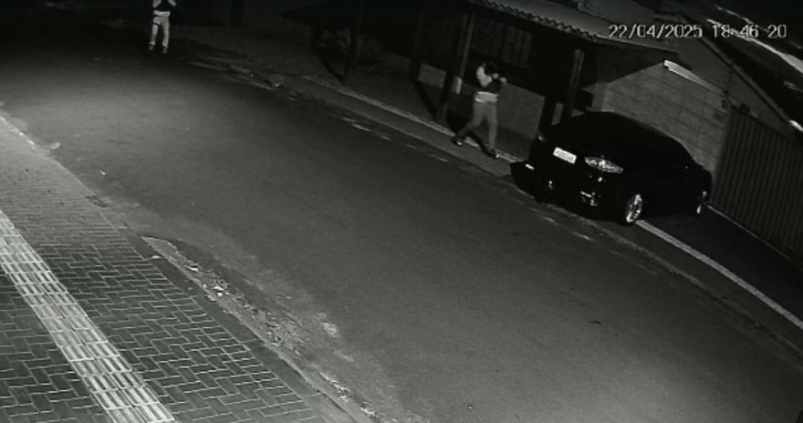 Ataque a tiros assusta moradores de Foz: câmera de segurança registra tudo